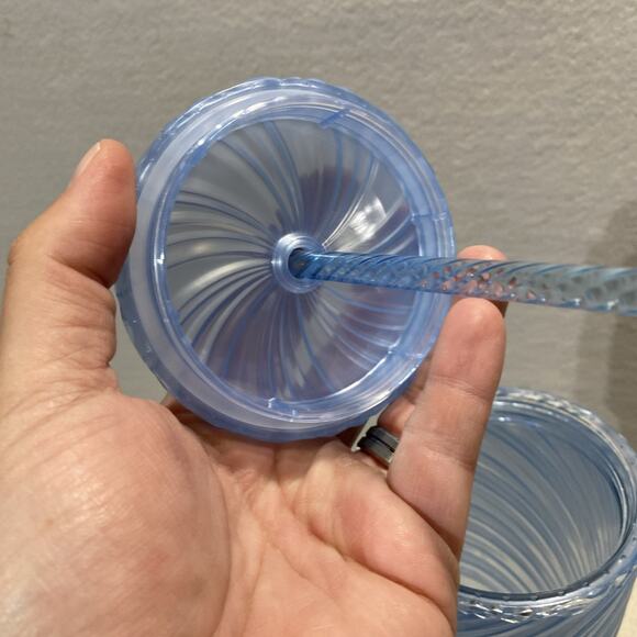 Starbucks Summer 2024 Light Blue Swirl Venti 24oz Cold Cup EUC - Picture 8 of 8